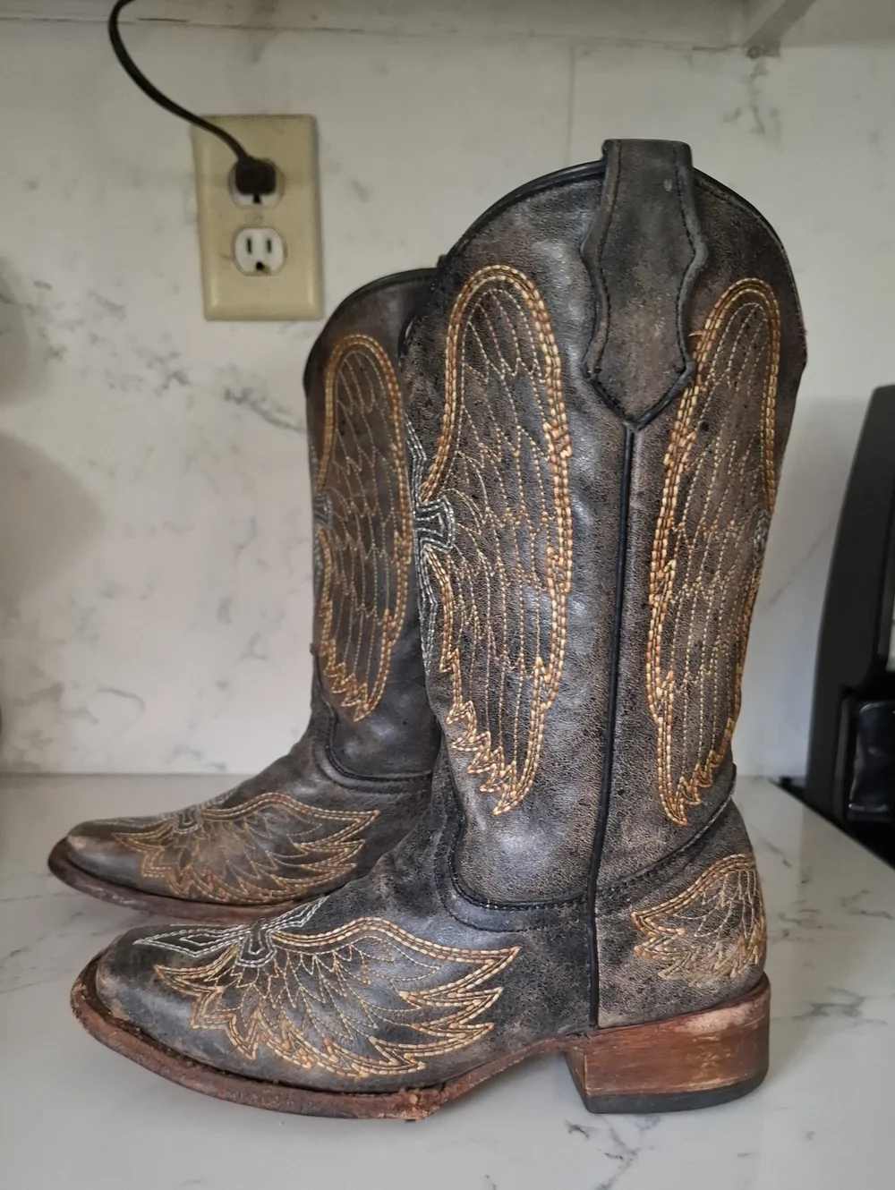 Corral Brown and Tan Western Embroidered Leather Cowboy Boots
